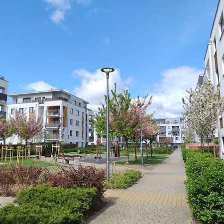 Apartament Jasmin Z Balkonem I Samodzielnym Zameldowaniem Poznań Exterior foto